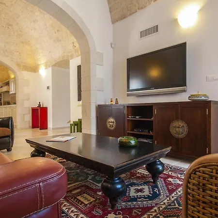 Sleeps 8 Pool Air Con Wifi *